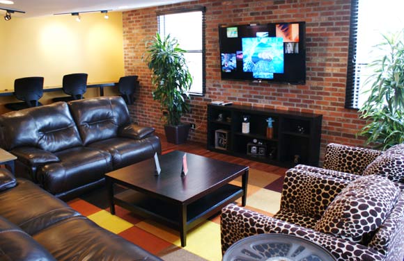 Shift Workspaces is a stylish and comfortable coworking spot in Denver. 